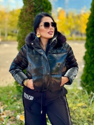 Alternative view of Geaca GESS scurt NGR