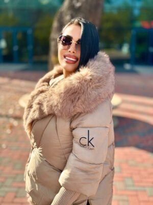 Geaca CK blana scurt CREM