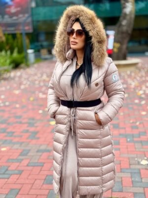 Alternative view of Geaca MNCLR blana lung CREM